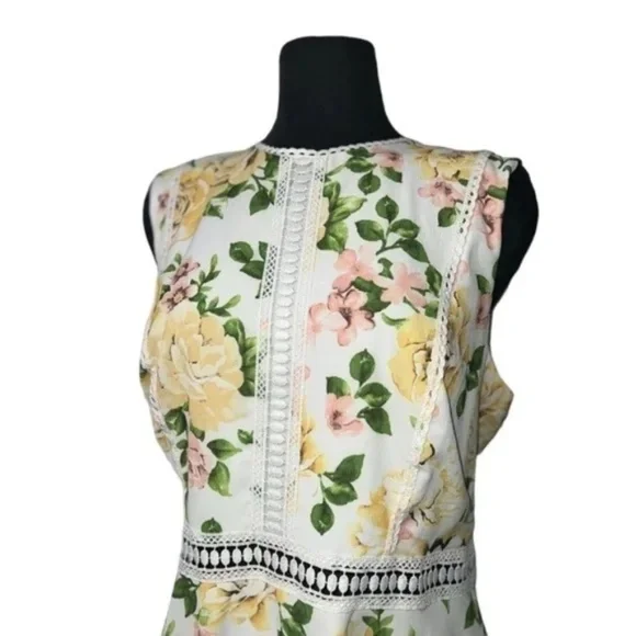 Disney Princess Belle Inspired Skater Floral Dress Juniors Size XL Yellow - Picture 3 of 8